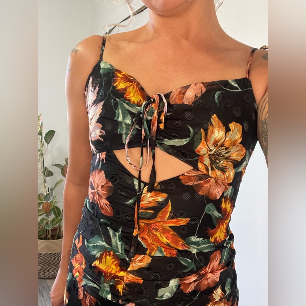 Micas Chiffon Floral Dress Size Med $15